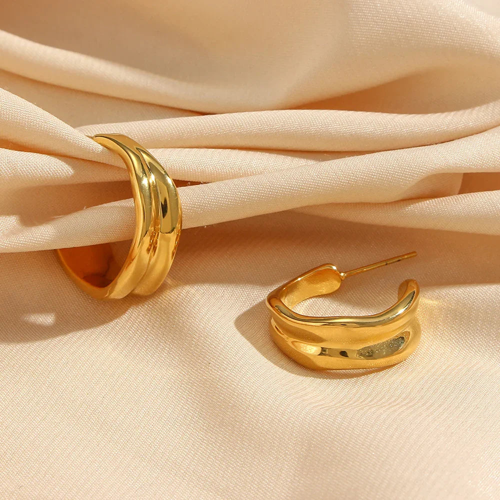 [Royal&Vicky]Emily Wave Earrings