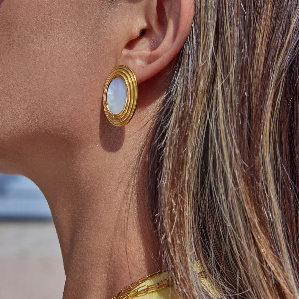 [Royal&Vicky]Ruthie Gold Enamel Earrings