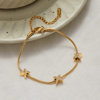 {"[Royal&Vicky]Brienne Diamond Cross Herringbone Bracelet": "[Royal&Vicky]ブリアン ダイヤモンド クロス ヘリンボーン ブレスレット"}
