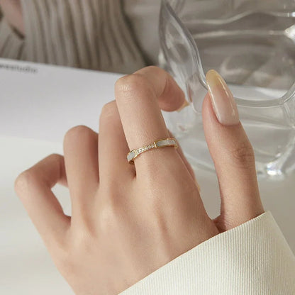 [Royal&Vicky]Gabrielle Diamond Simulant Gold Ring