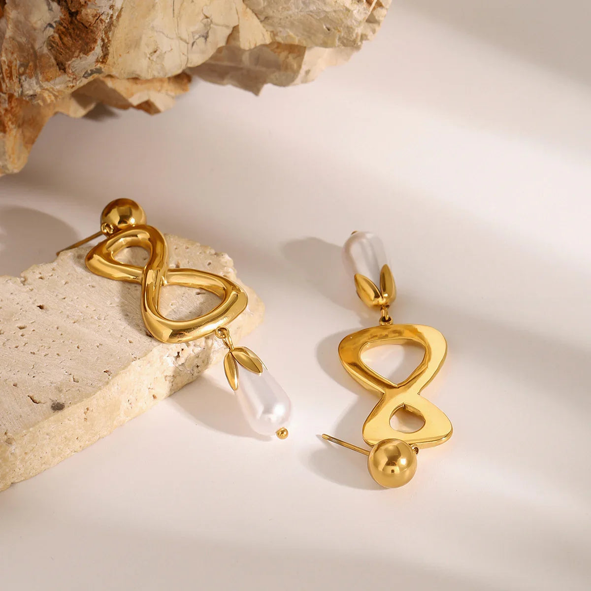 [Royal&Vicky]Kaylee Freshwater Pearl Earrings