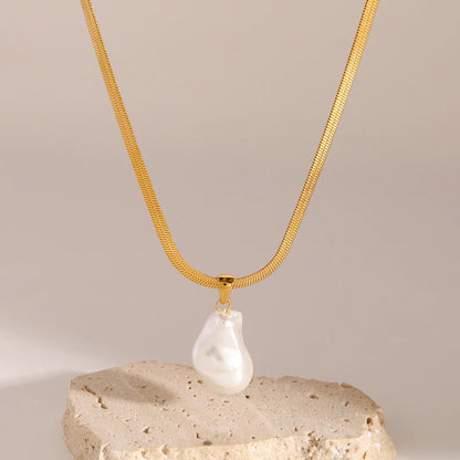 [Royal&Vicky]Glorietta Herringbone Pearl Necklace