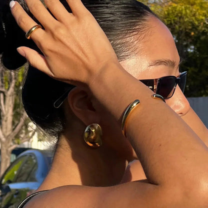 [Royal&Vicky]Carrie Chunky Bean Gold Earrings
