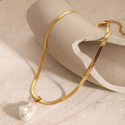 [Royal&Vicky]Glorietta Herringbone Pearl Necklace