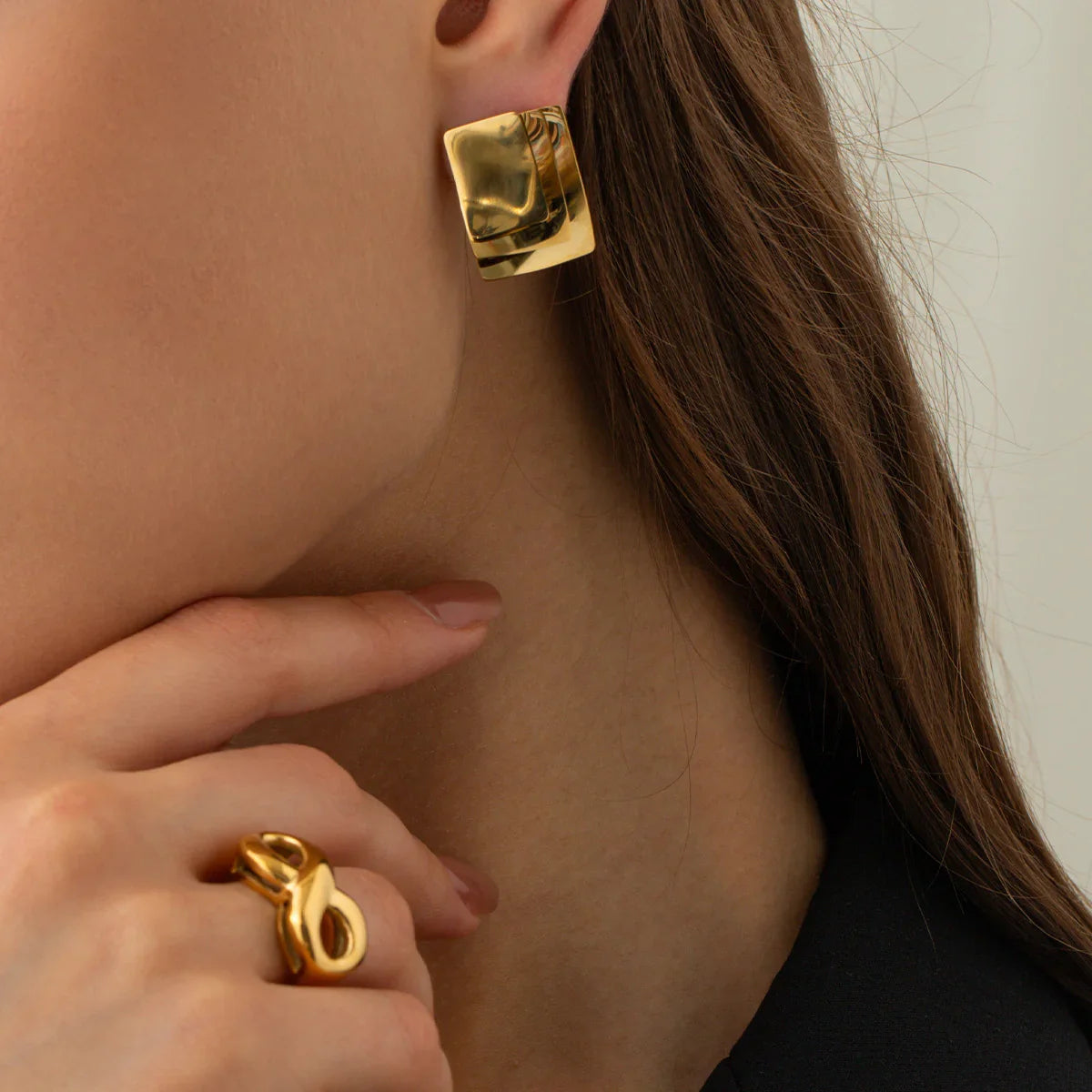 [Royal&Vicky]Hettie Gold Earrings