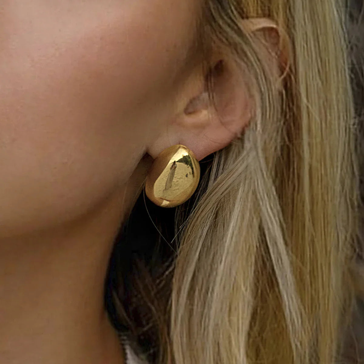 [Royal&Vicky]Callista Gold Bean Earrings