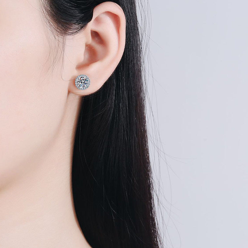 [Leaves]CLASSIC 4-PRONG ROUND MOISSANITE STUD EARRINGS