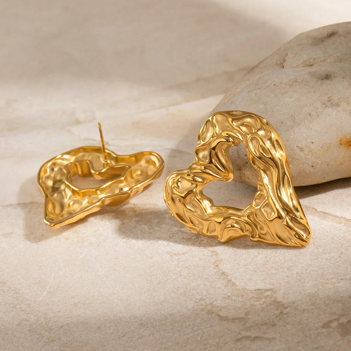 [Royal&Vicky]Helene Heart Earrings