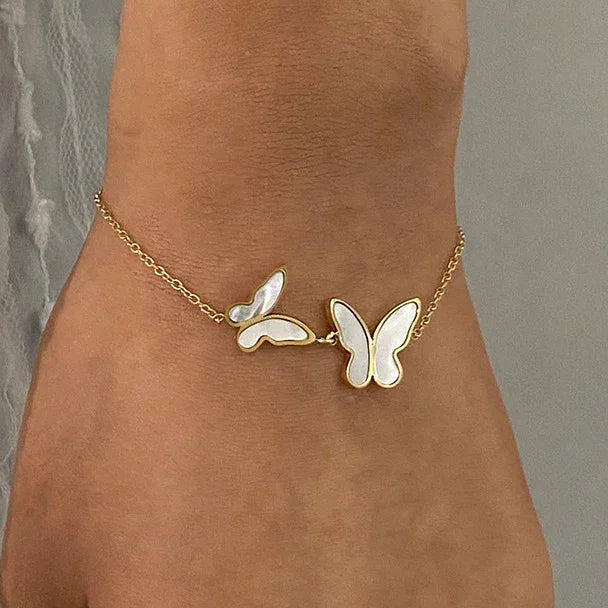 [Royal&Vicky]Blaire Butterfly Pearl Bracelet