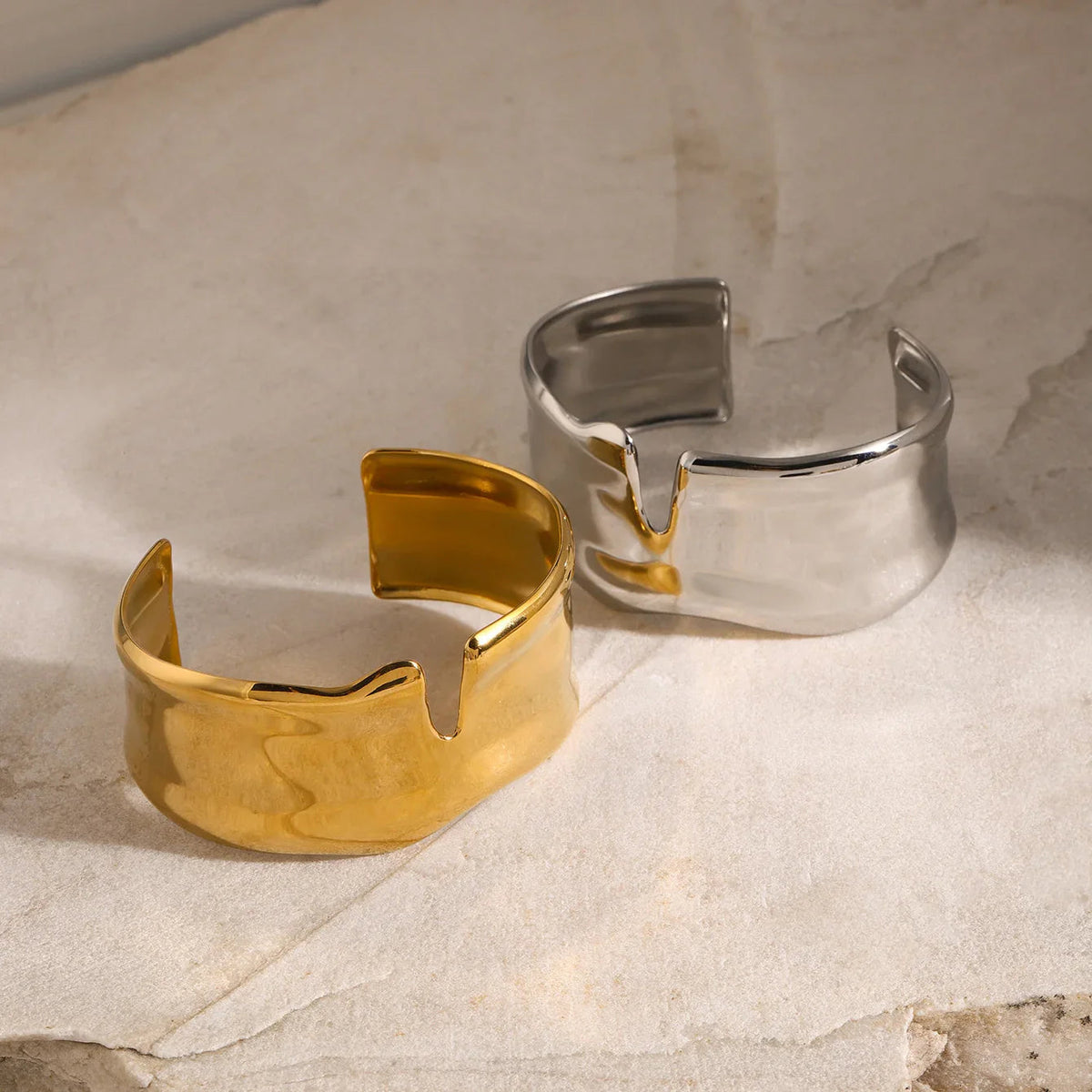 [Royal&Vicky]Arden Gold Bracelet