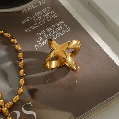 [Royal&Vicky]Carolyn Gold Cross Ring