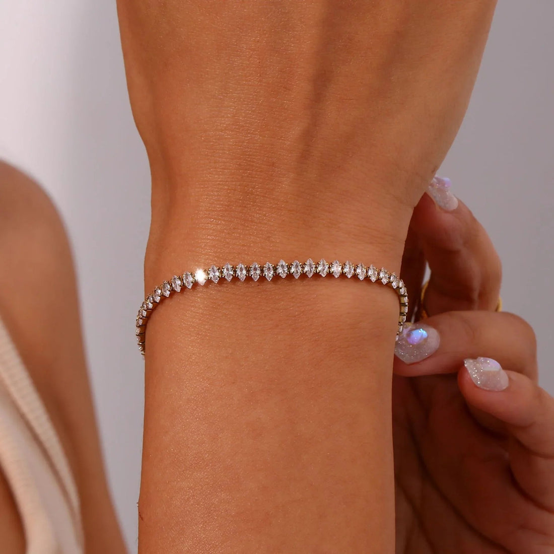 [Royal&Vicky]Wisteria Diamond Tennis Bracelet