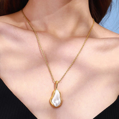 [Royal&Vicky]Marjorie Freshwater Pearl Necklace