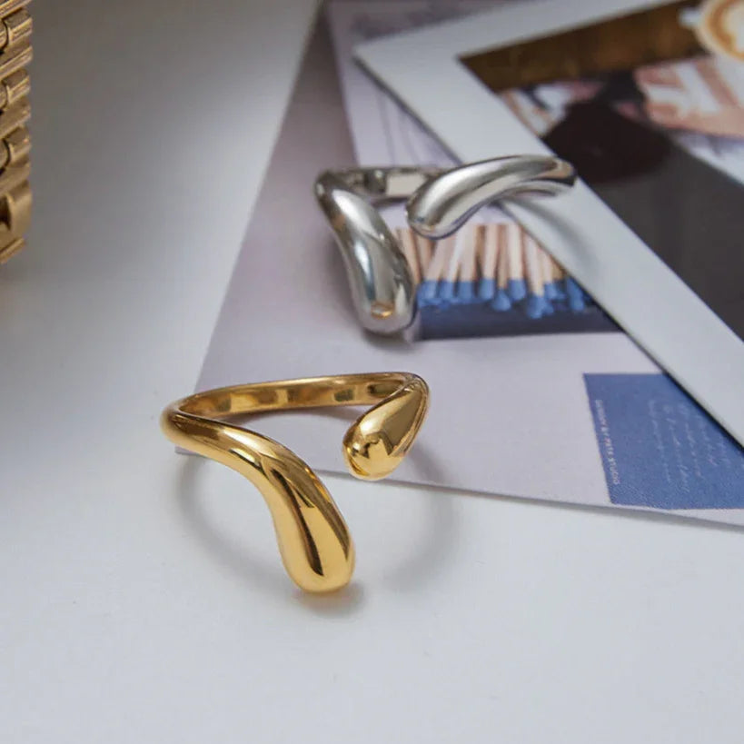 [Royal&Vicky]Diane Twisted Band Ring