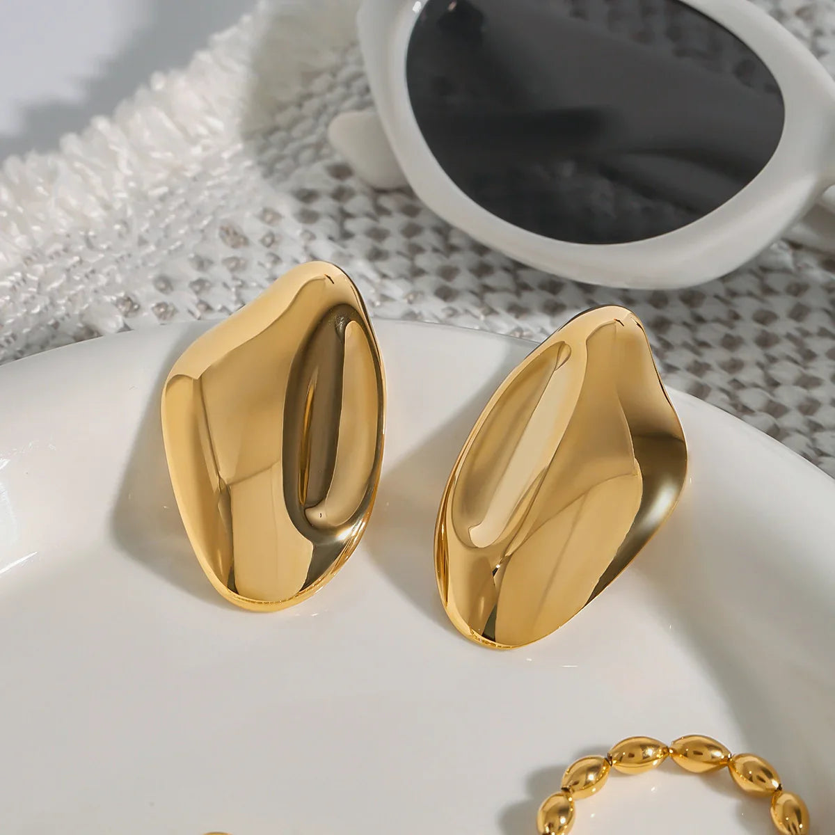 [Royal&Vicky]Zinnia Gold Earrings