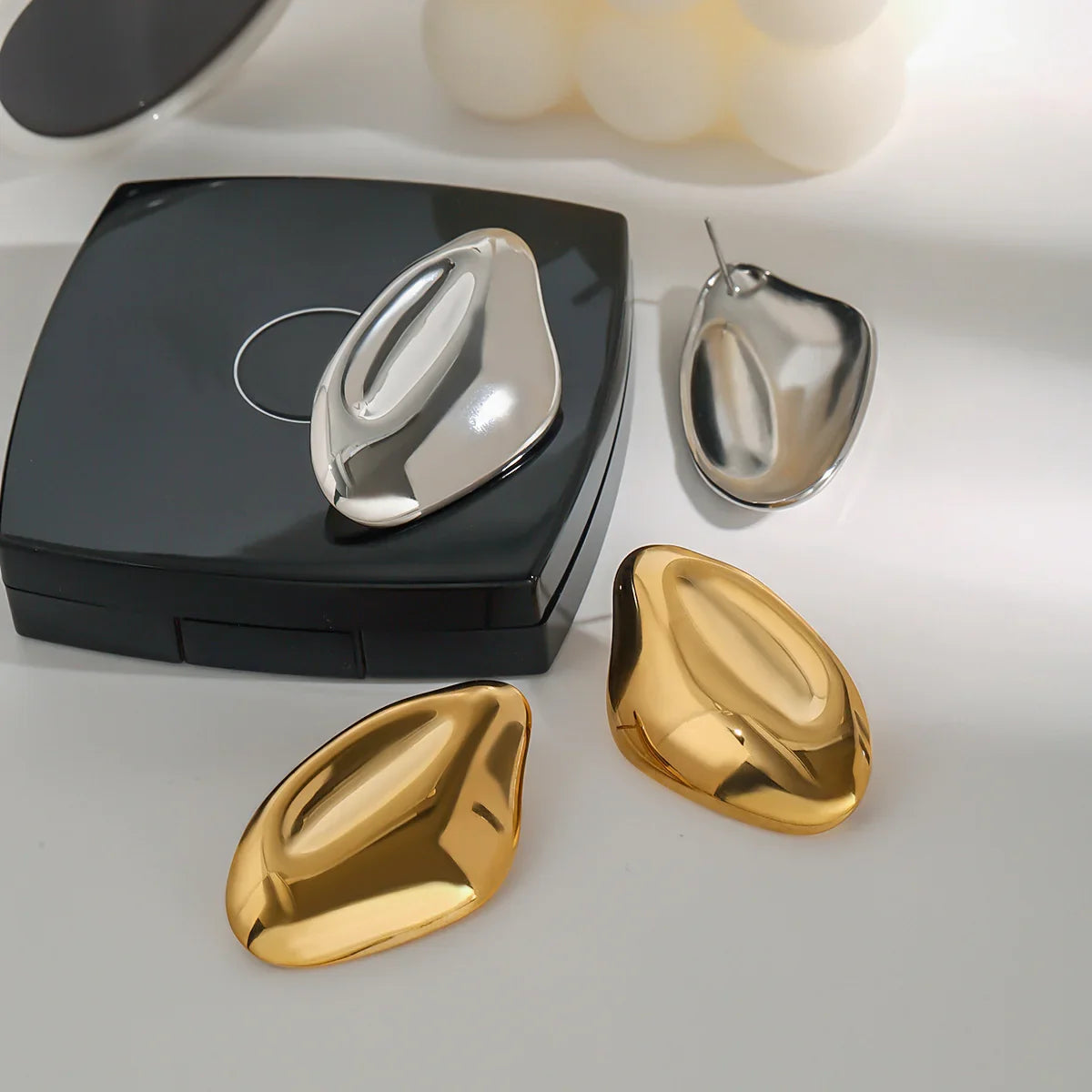 [Royal&Vicky]Zinnia Gold Earrings