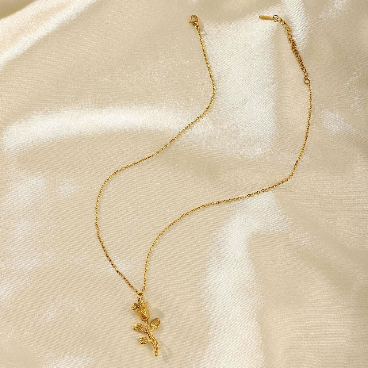 [Royal&Vicky]Celia Gold Necklace