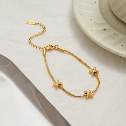{"[Royal&Vicky]Brienne Diamond Cross Herringbone Bracelet": "[Royal&Vicky]ブリアン ダイヤモンド クロス ヘリンボーン ブレスレット"}