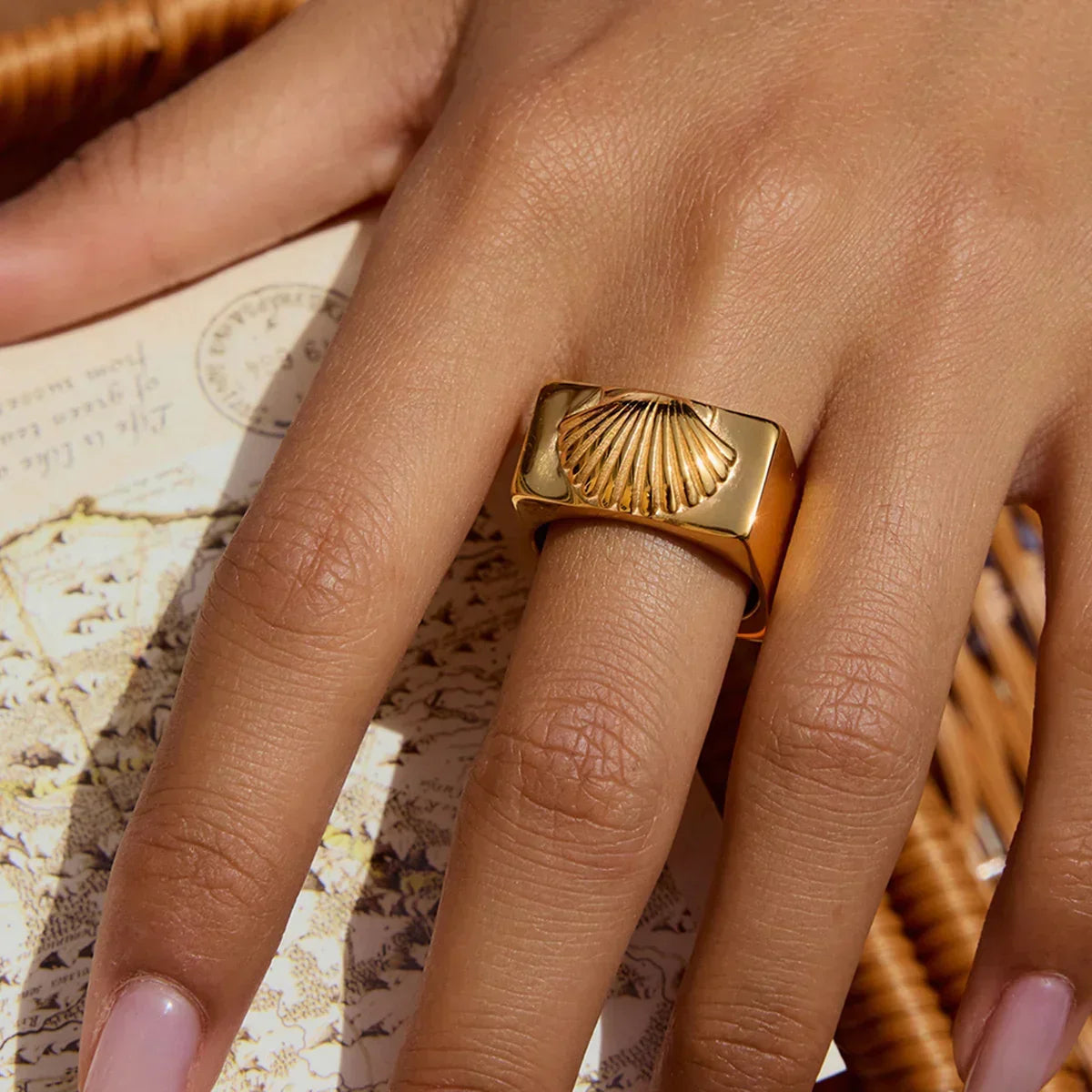 [Royal&Vicky]Carlotta Geometric Shell Ring