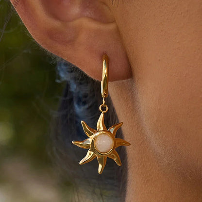 [Royal&Vicky]Helia Sun-shaped Moonstone Earrings