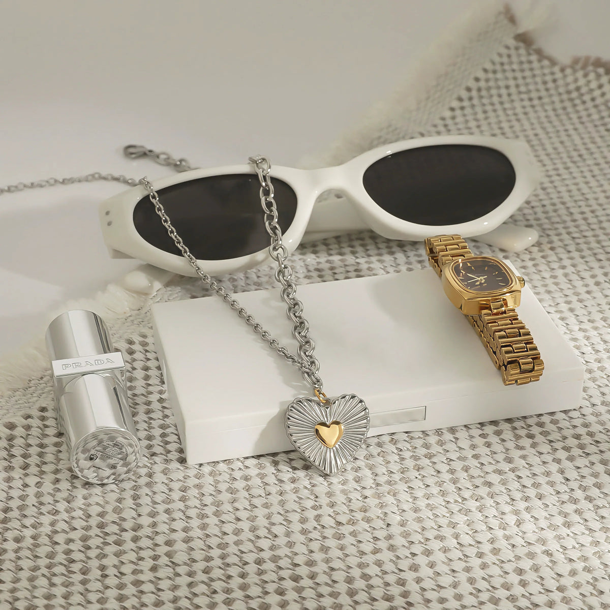 [Royal&Vicky]Judith Two Tone Heart Pendant