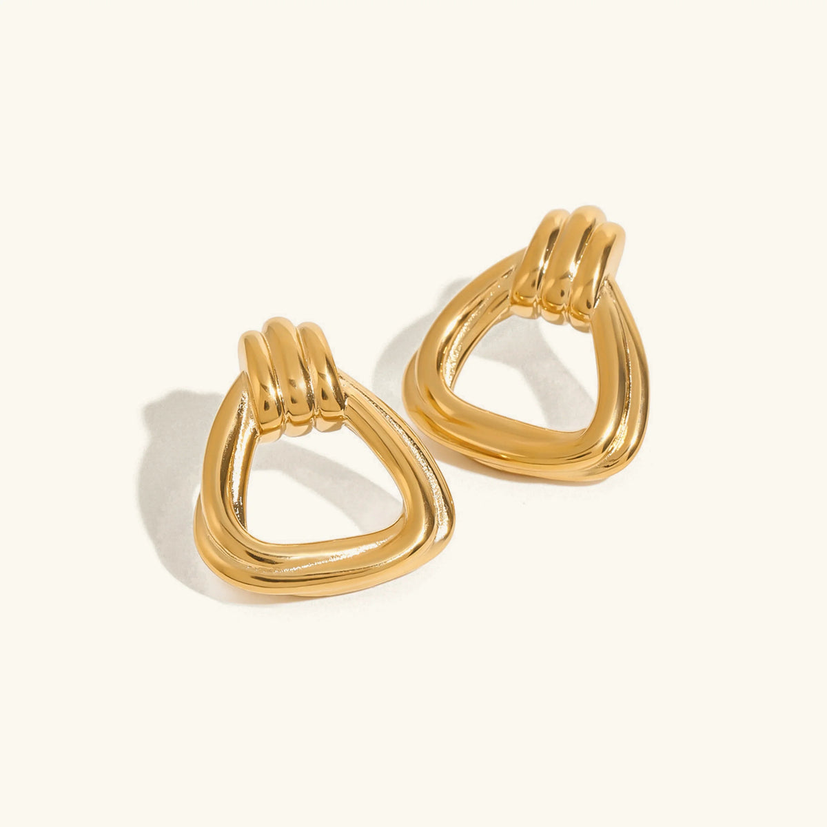 [Royal&Vicky]Doris Knot Charm Gold Earrings