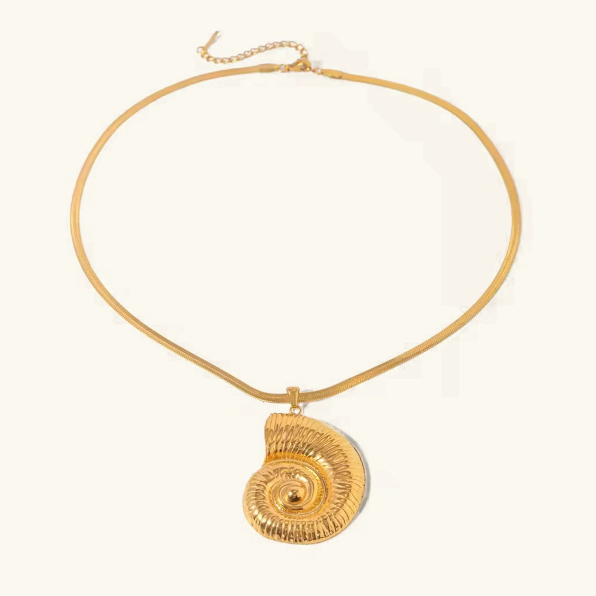 [Royal&Vicky]Cascadia Nautilus Gold Necklace