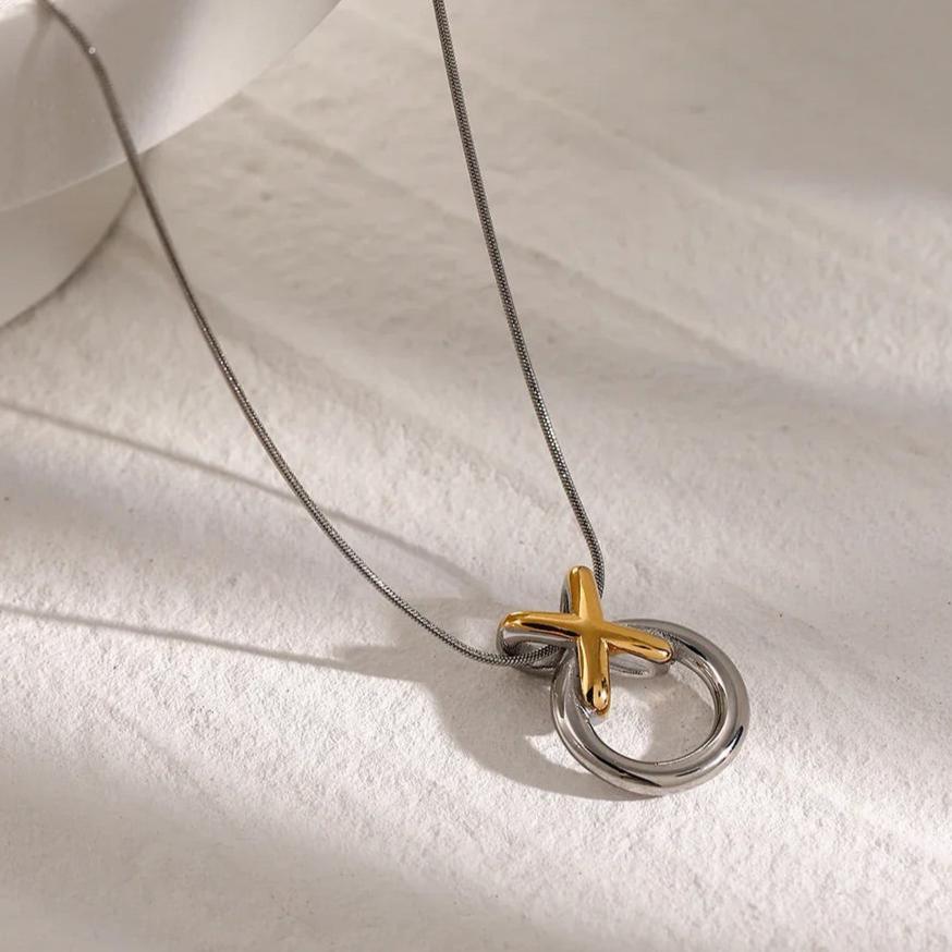 [Royal&Vicky]Mirabelle Ring Knot Necklace