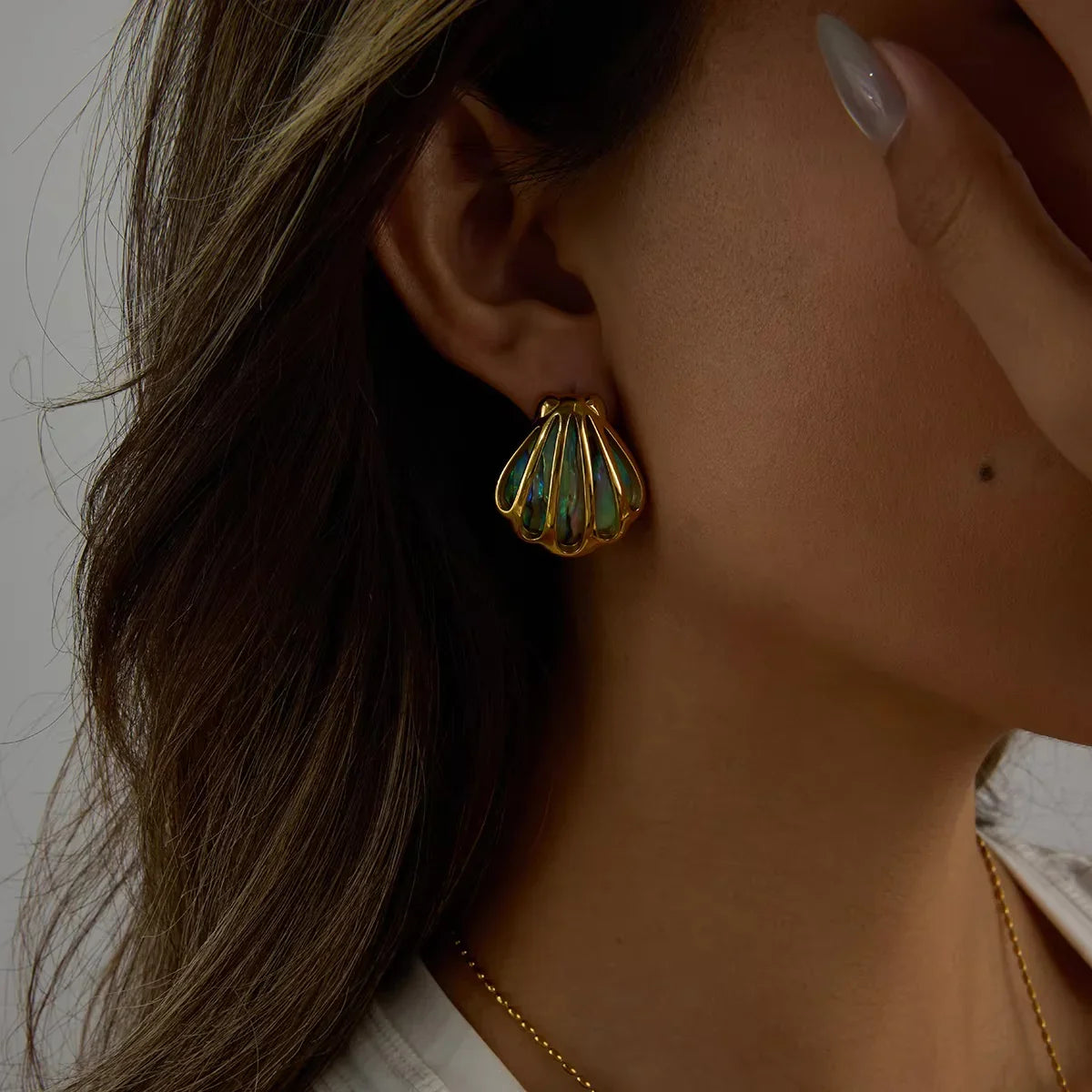 [Royal&Vicky]Nixie Gold Seashell Earrings