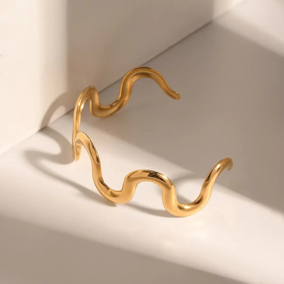 [Royal&Vicky]Senna Twisted Gold Bangle