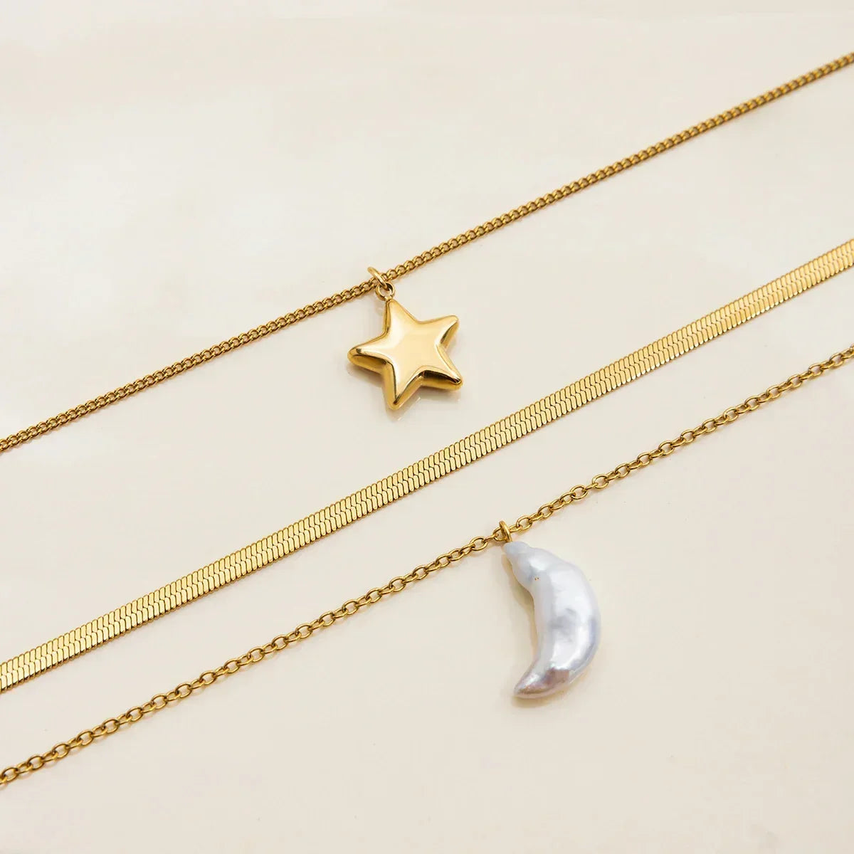 [Royal&Vicky]Cirra Sun & Moon Layered Gold Necklace