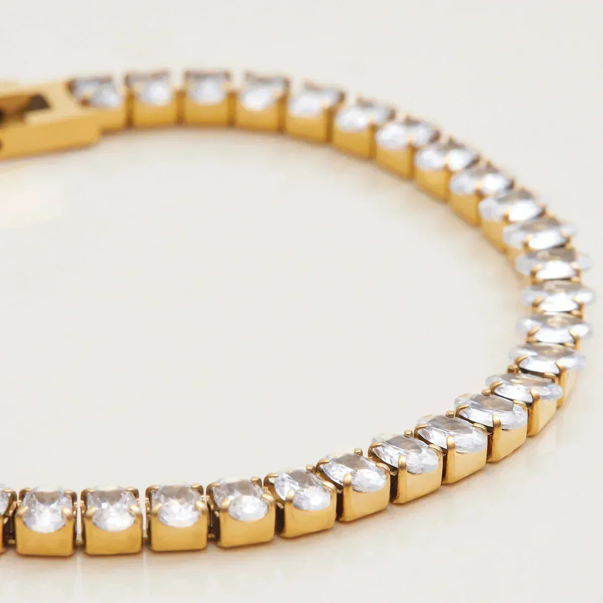 [Royal&Vicky]Avaria Oval Cut Tennis Bracelet
