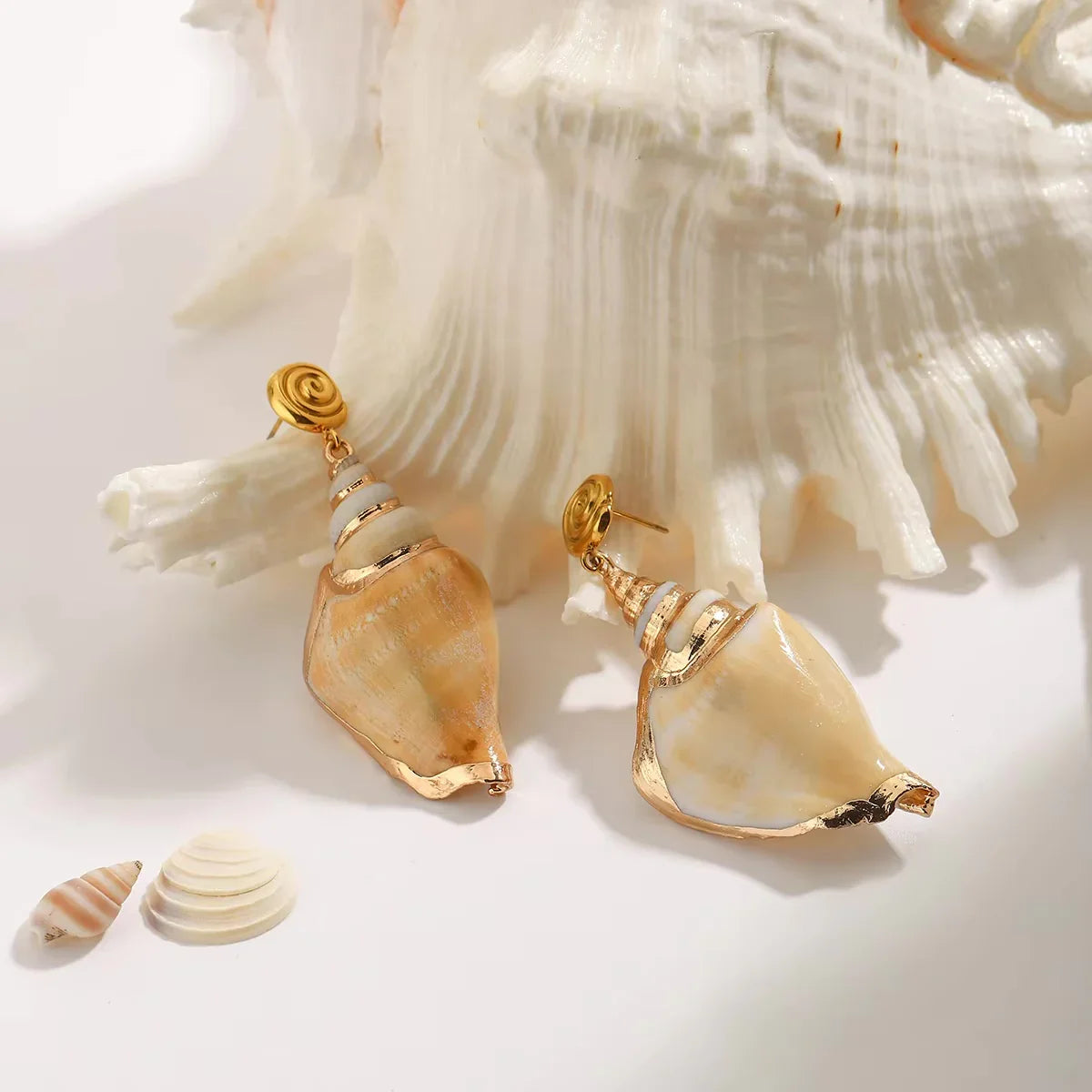 [Royal&Vicky]Sabrina Seashell Earrings