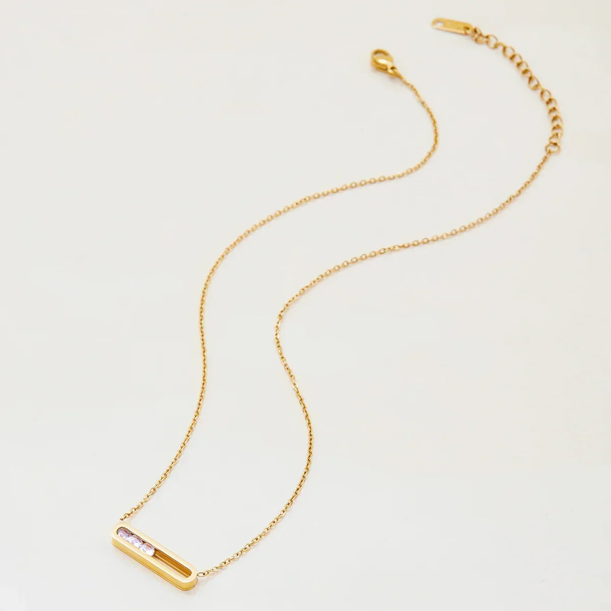 [Royal&Vicky]Abby Sculpted Gold Pendant