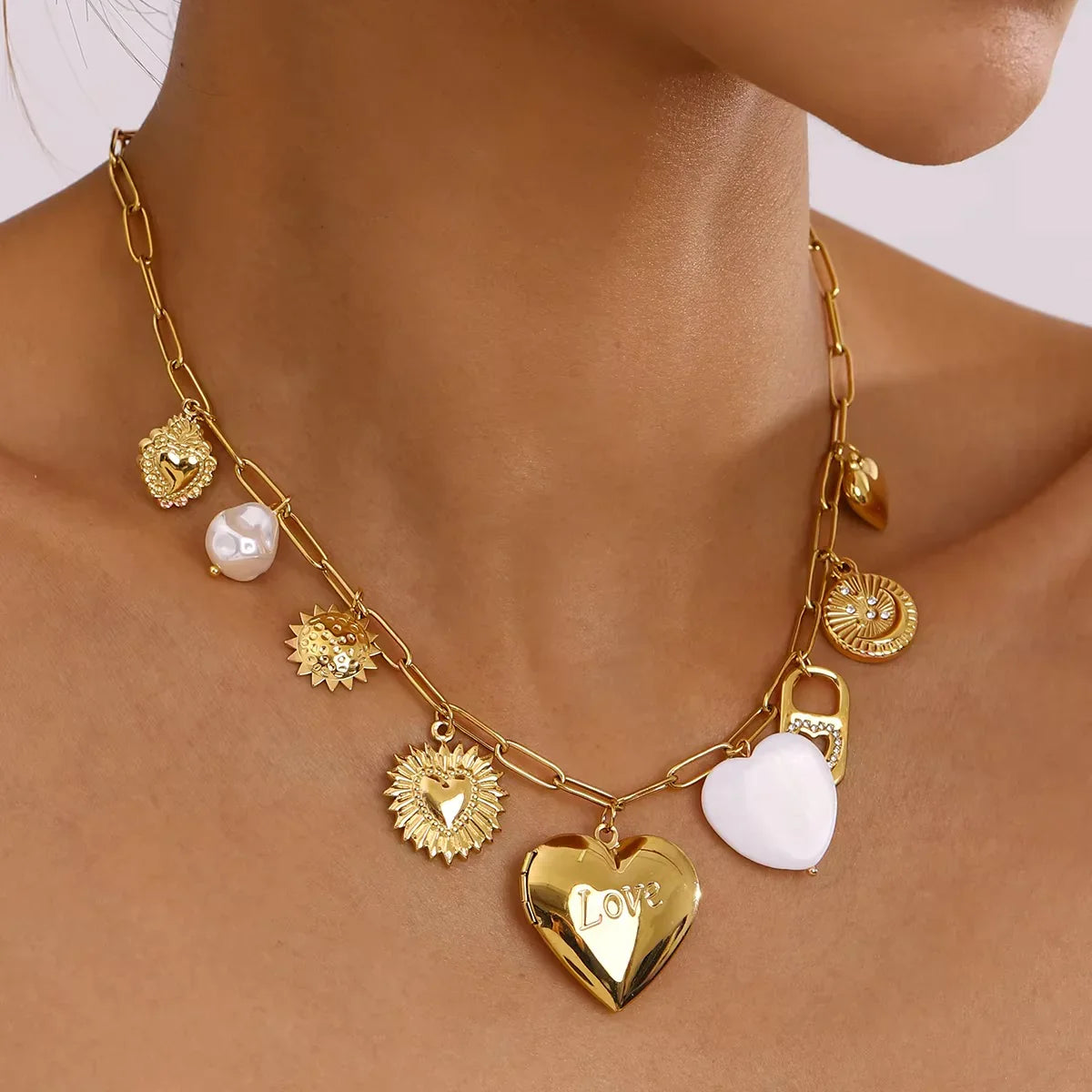 [Royal&Vicky]Lianne Gold Heart Locket