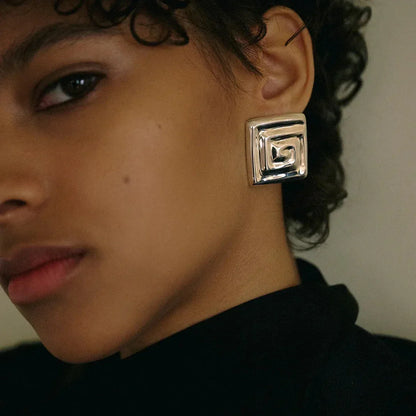[Royal&Vicky]Karina Gold Earrings