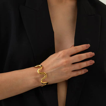 [Royal&Vicky]Senna Twisted Gold Bangle
