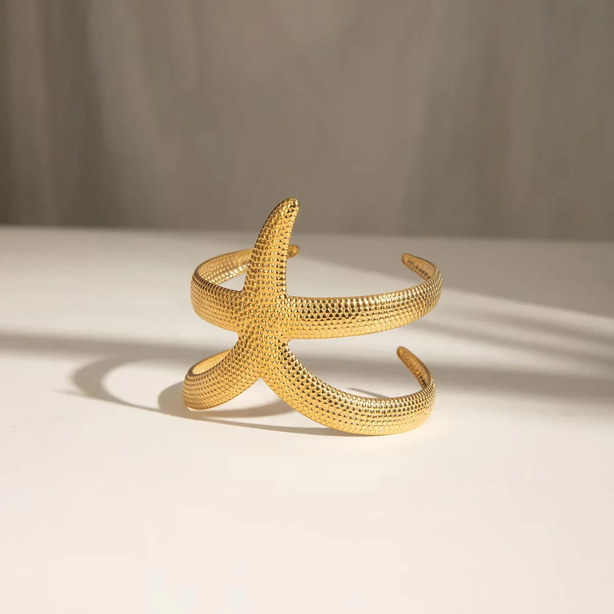 [Royal&Vicky]Annika Gold Starfish Cuff