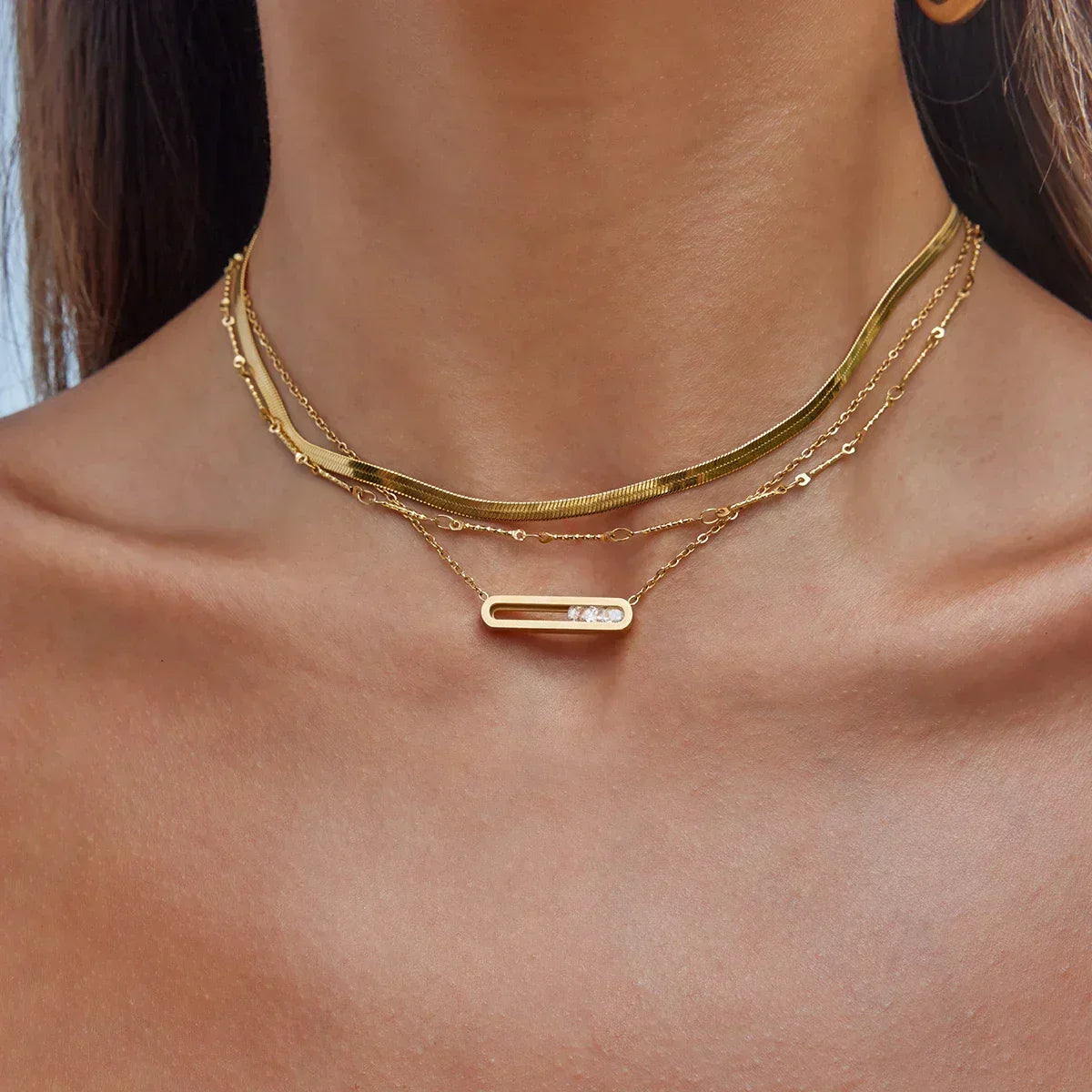[Royal&Vicky]Abby Sculpted Gold Pendant