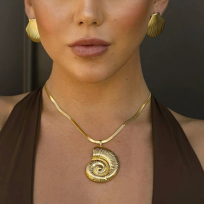 [Royal&Vicky]Cascadia Nautilus Gold Necklace