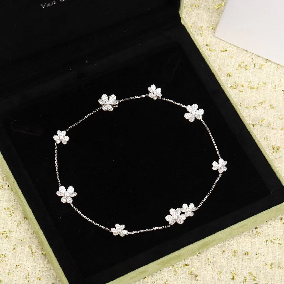 [Royal&Vicky]FRIVOLE SILVER 9 FLOWERS NECKLACE