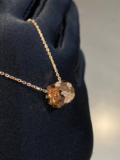 [Royal&Vicky]BEE LOVE DIAMOND NECKLACE