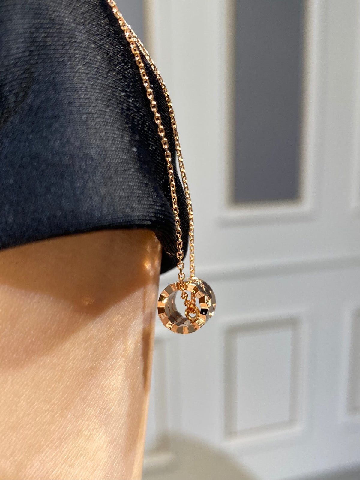 [Royal&Vicky]BEE LOVE DIAMOND NECKLACE