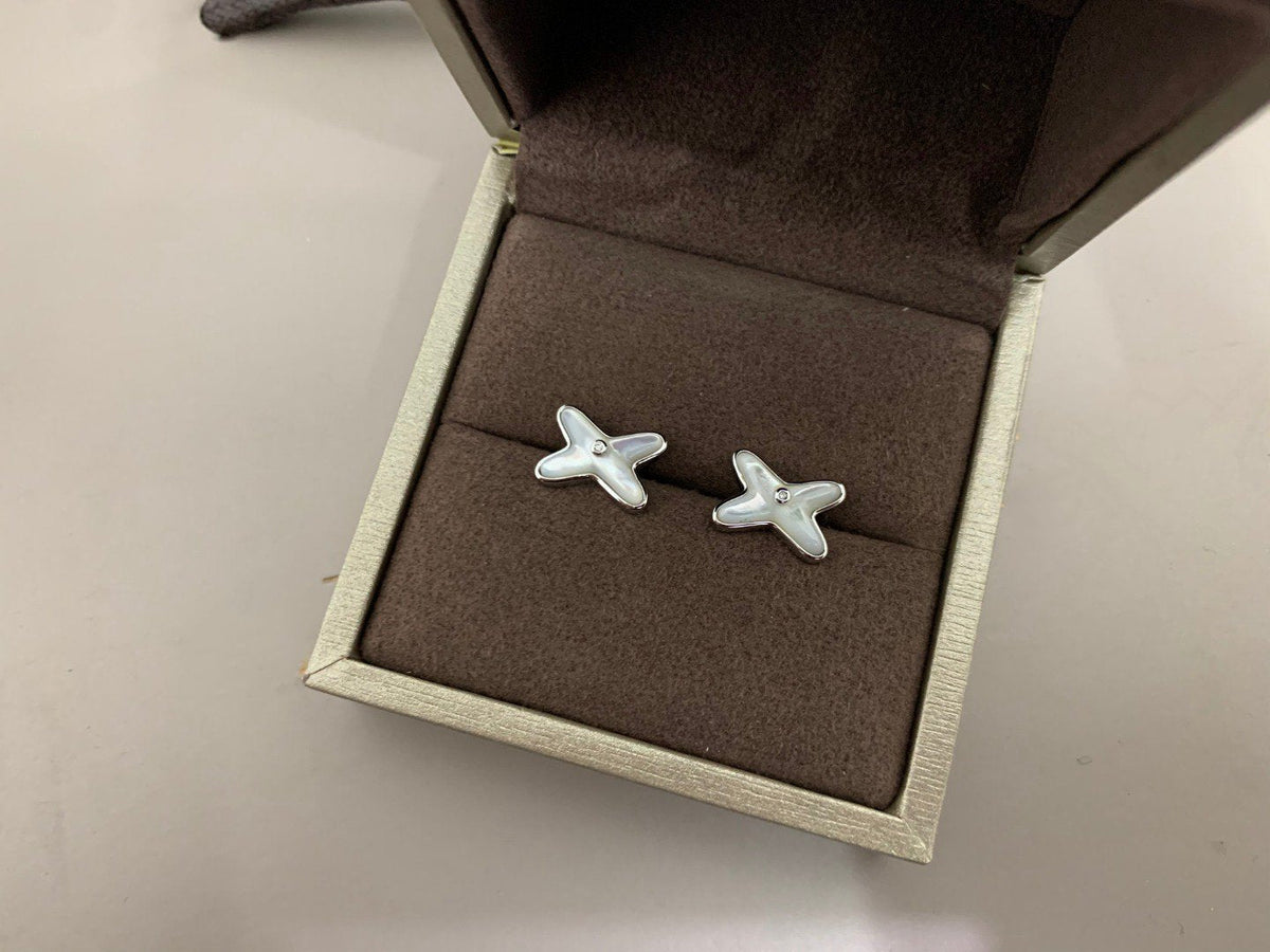 [Royal&Vicky]JEUX DE WHITE MOP SILVER DIAMOND EARRINGS