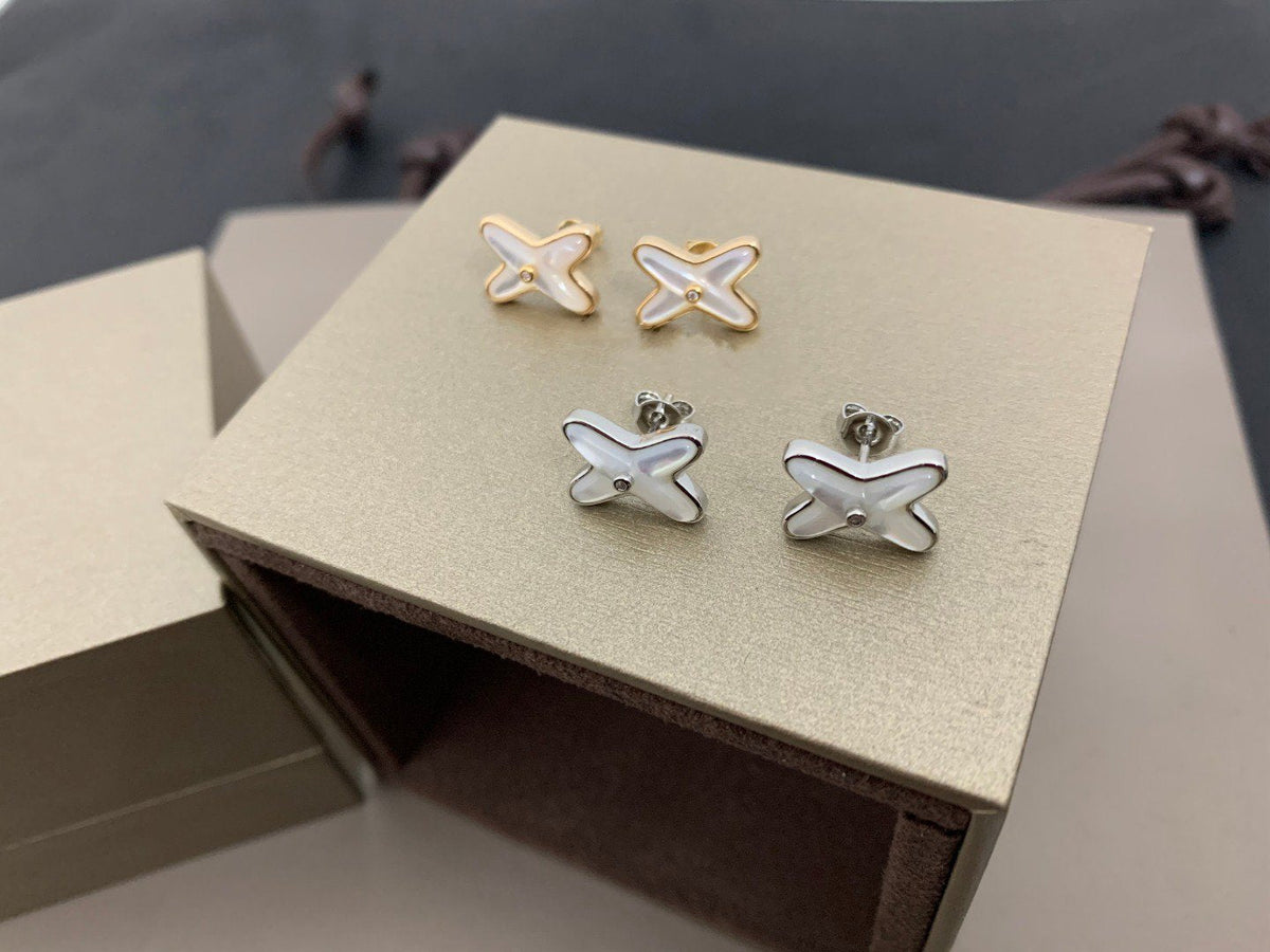 [Royal&Vicky]JEUX DE WHITE MOP SILVER DIAMOND EARRINGS