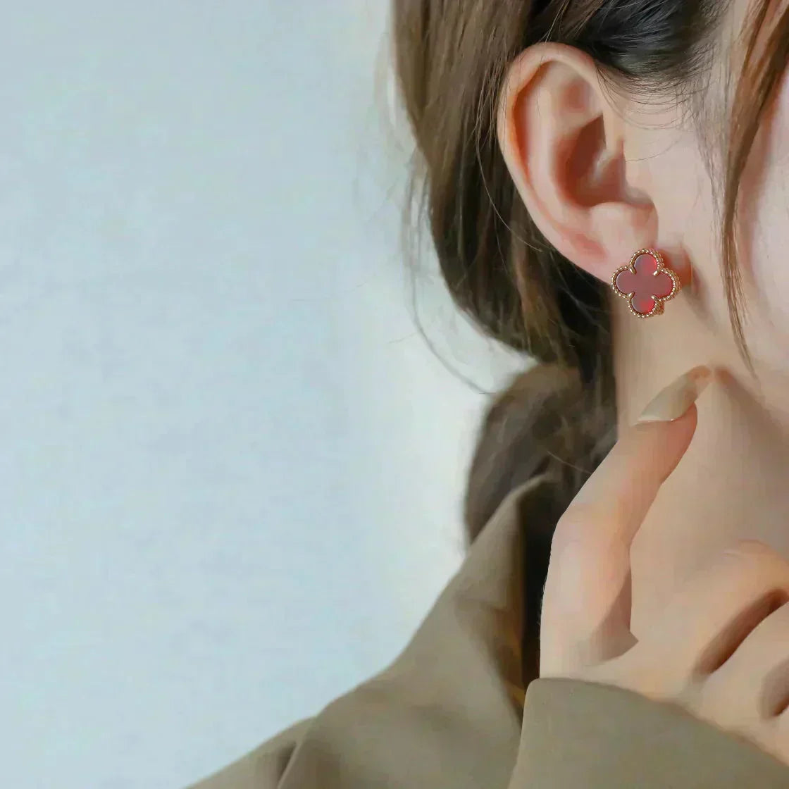 [Royal&Vicky]CLOVER MEDIUM 1 MOTIFS CARNELIAN  EARRINGS
