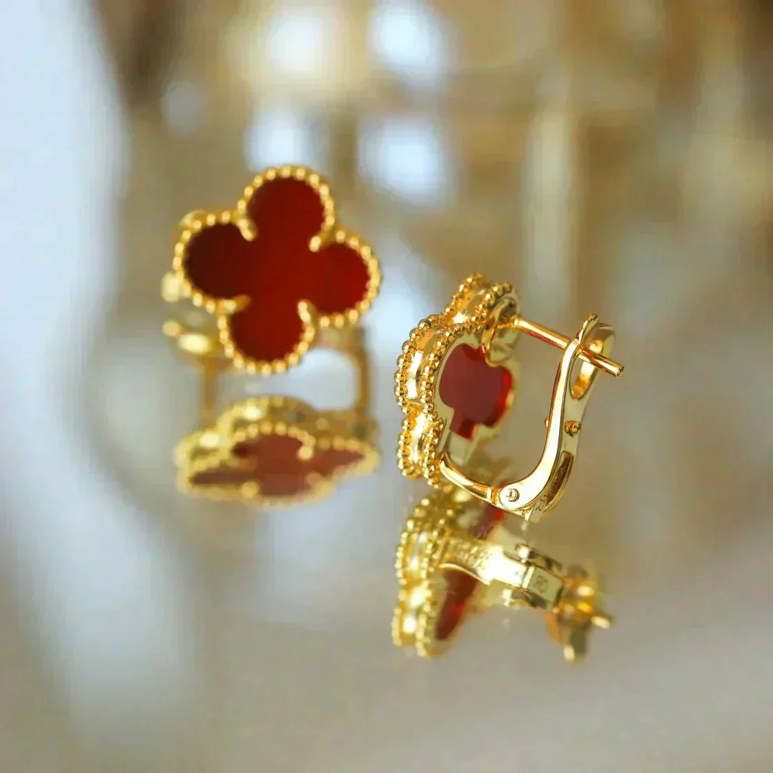 [Royal&Vicky]CLOVER MEDIUM 1 MOTIFS CARNELIAN  EARRINGS