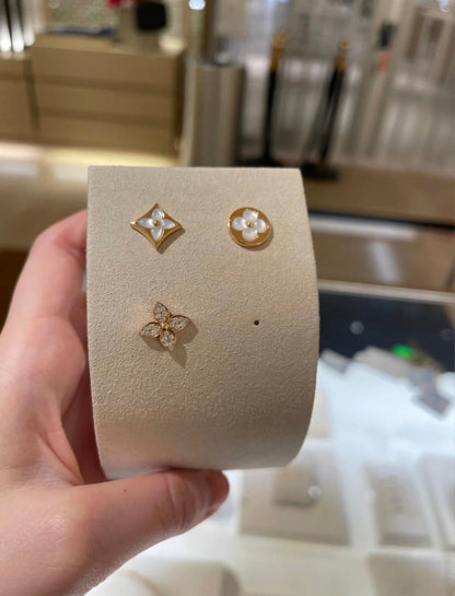 [Royal&Vicky]STAR BLOSSOM STUD EARRINGS PINK GOLD DIAMONDS