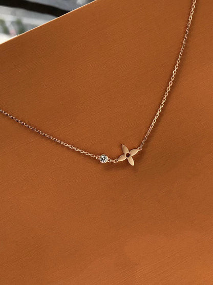 [Royal&Vicky]BLOSSOM PENDANT PINK GOLD AND DIAMOND