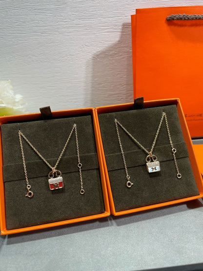 [Royal&Vicky]H CIRCE MOISSANITE PENDANT NECKLACE GOLD